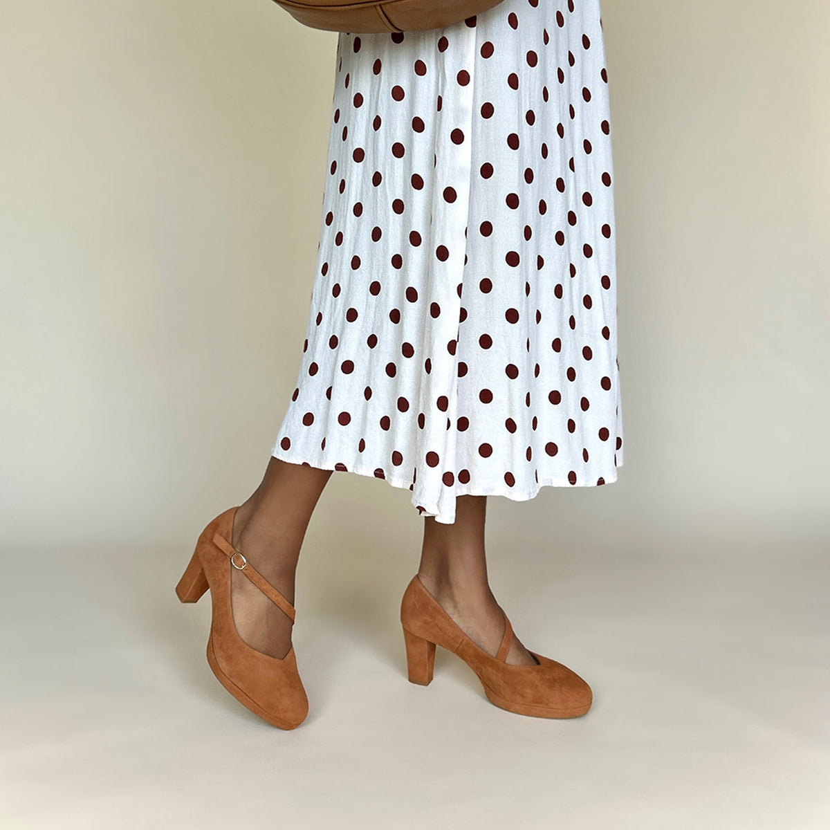Tan wide width heels hot sale