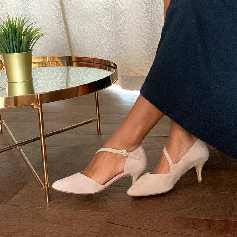 Extra-wide width shoes