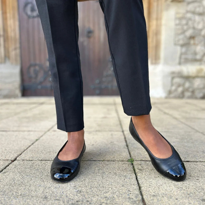 Wide width flats