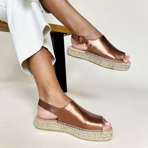 Bona - Extra Wide Width Espadrille - Bronze Metallic Leather