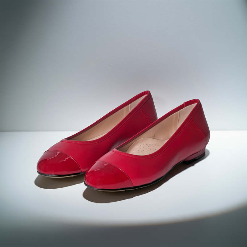 Capella Extra Wide Width Flats - Red Leather