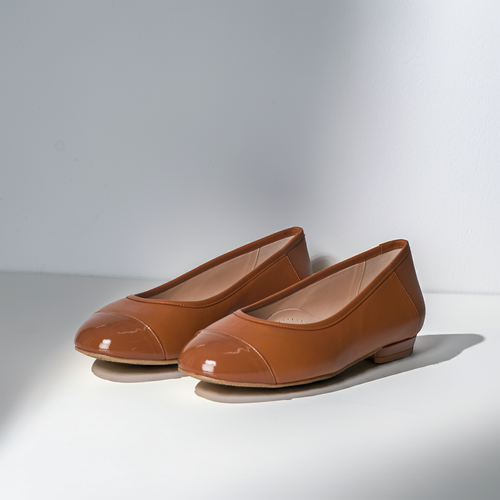 Capella Extra Wide Width Flats - Tan Leather