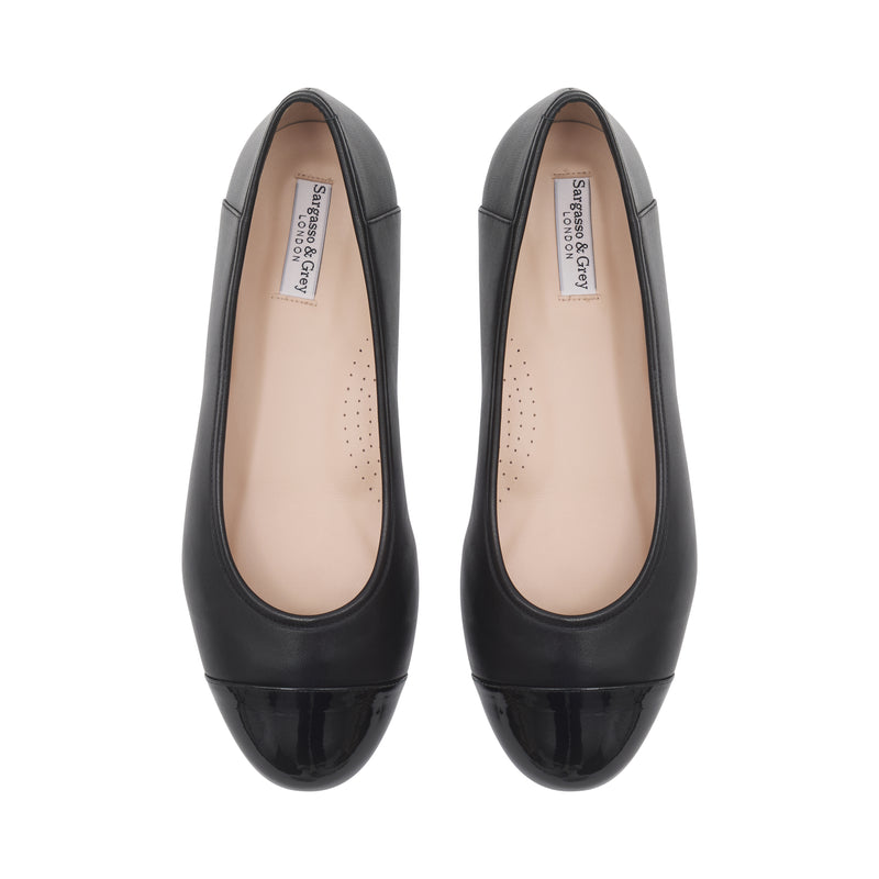 Capella Extra Wide Width Flats - Black Leather