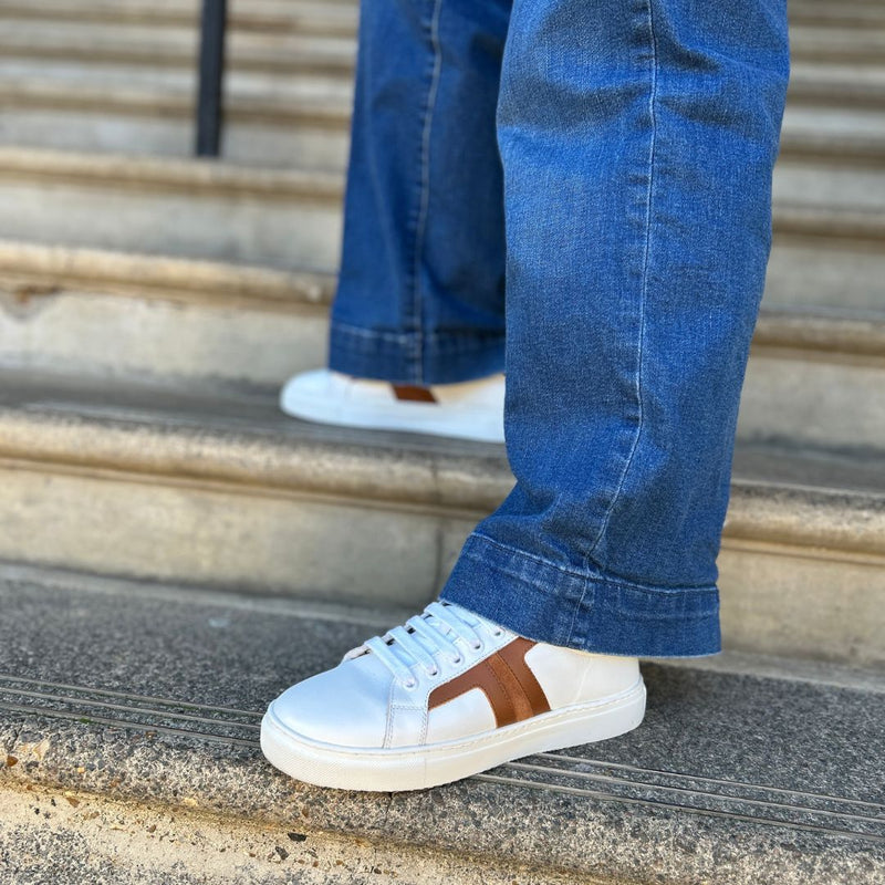 Extra Wide Width Sneakers - Tan Leather