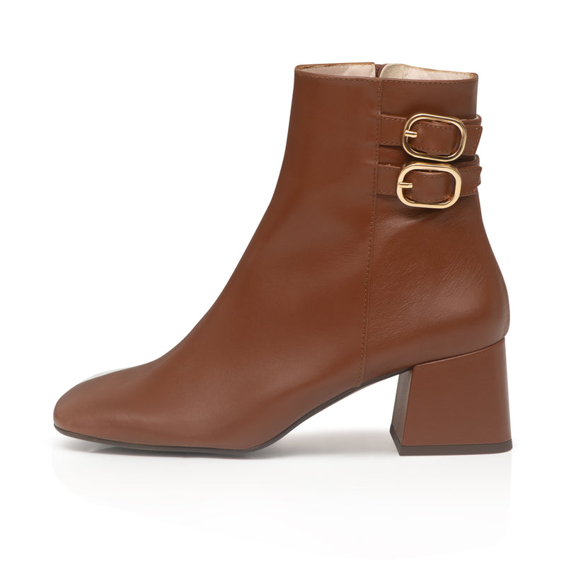 Jasper Wide Width Boots - Brown Leather