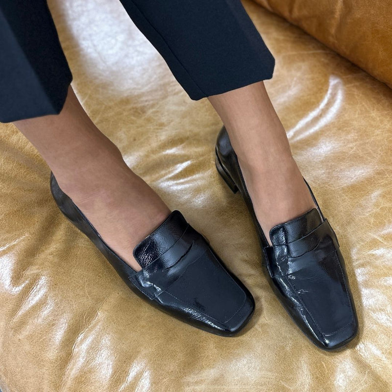 Juliet Wide Width Loafers  -  Black Crinkle Leather