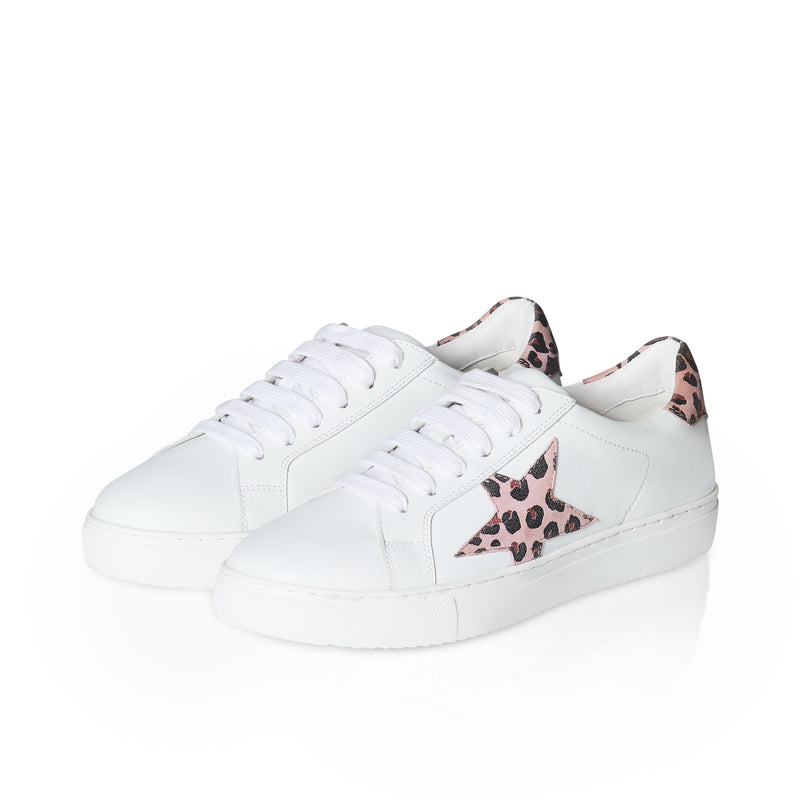 Ezi Wide Width Sneakers - White Leather with Pink Star